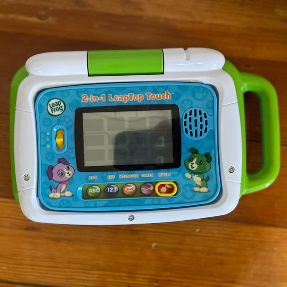 Leap Frog 2in1 Learning Laptop & Tablet - Picture 4 of 5